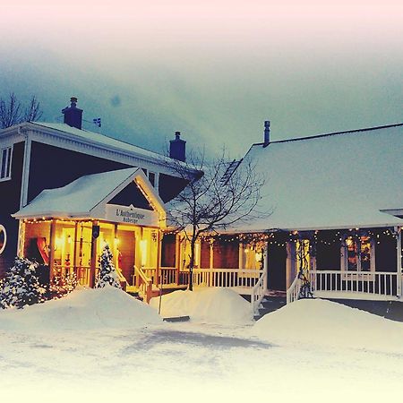 L'Authentique Auberge De Charlevoix Hotel Les Éboulements Kültér fotó